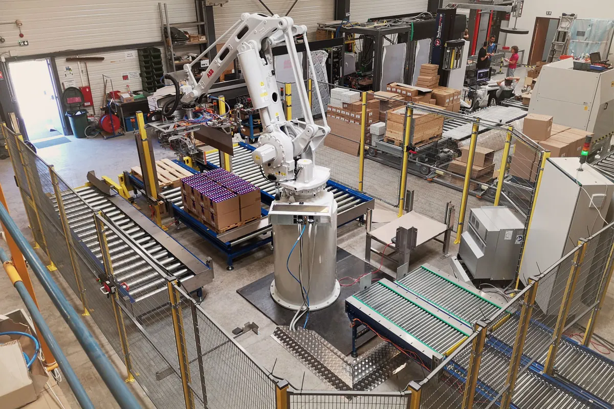 Techniciens dans l’atelier PicPacSystems